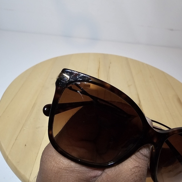 Coach Sculpted Signature Wayfarer Cat Eye Sunglasses Dark Tortoise 512074 - Picture 10 of 13